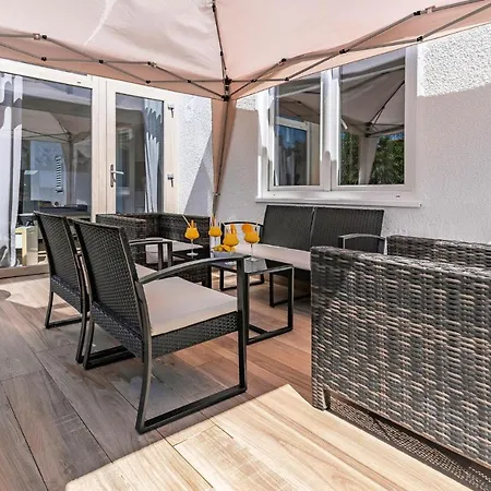2 Bedroom Gorgeous In 아파트